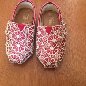 🎉Last Price 🎉Toms shoes👧